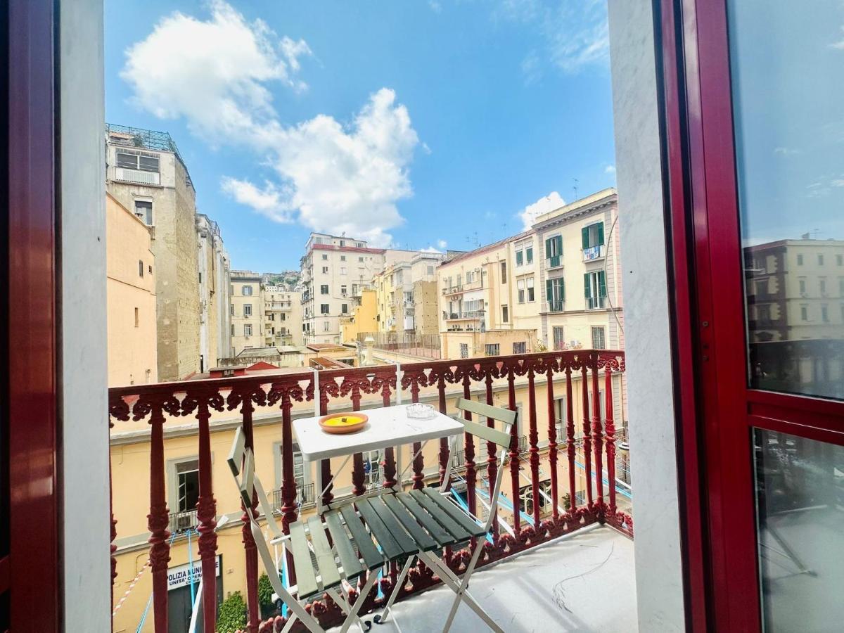Family Relax Caracciolo Bed & Breakfast Napoli Dış mekan fotoğraf