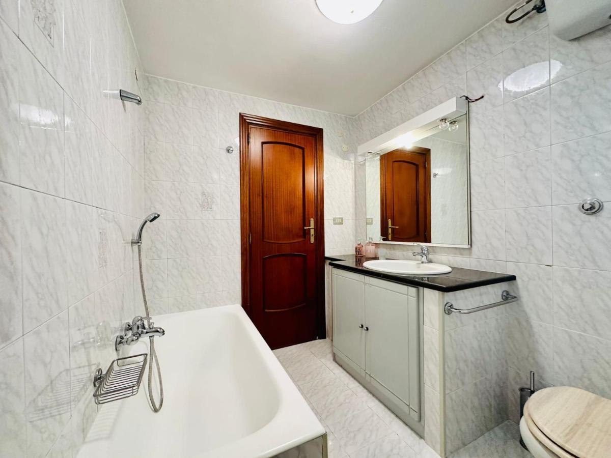 Family Relax Caracciolo Bed & Breakfast Napoli Dış mekan fotoğraf