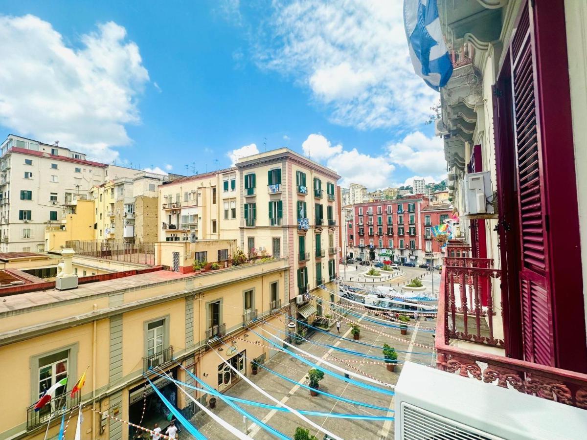 Family Relax Caracciolo Bed & Breakfast Napoli Dış mekan fotoğraf